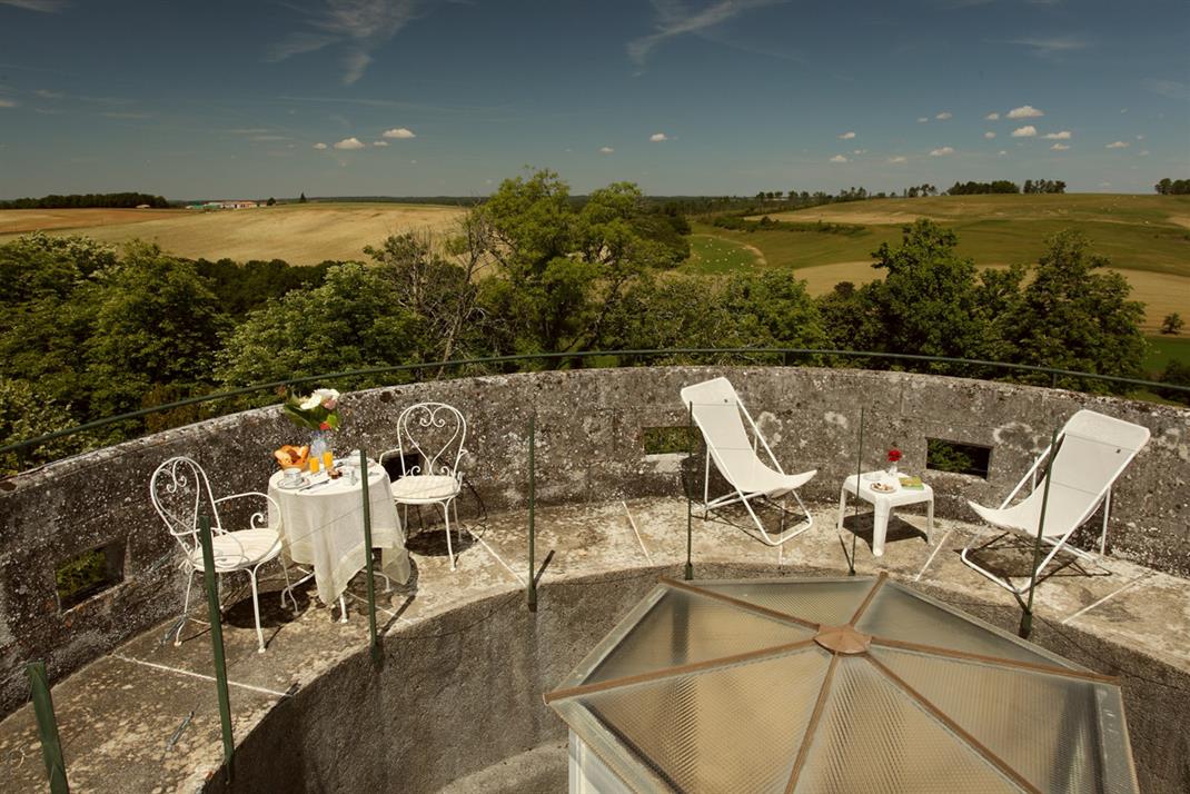 Suite nuptiale Les Moulineaux hôtel Brantôme