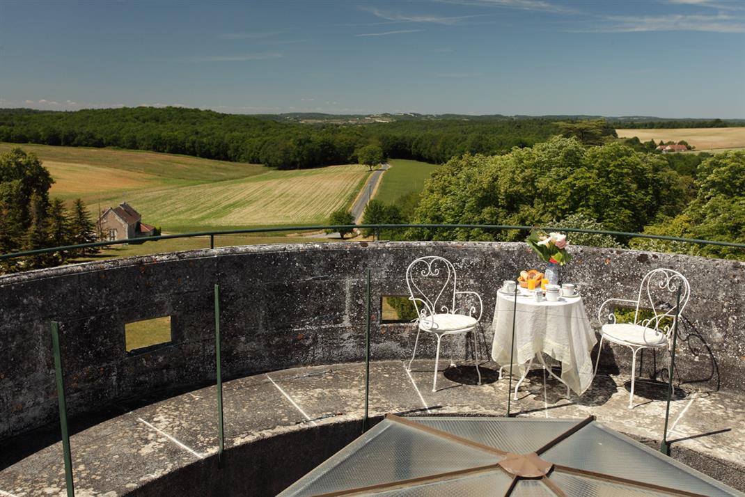 Suite nuptiale Les Moulineaux hôtel Brantôme