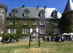 Cérémonie Mariage Brantome Dordogne Château de La Côte