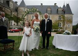 Cérémonie Mariage Brantome Dordogne Château de La Côte