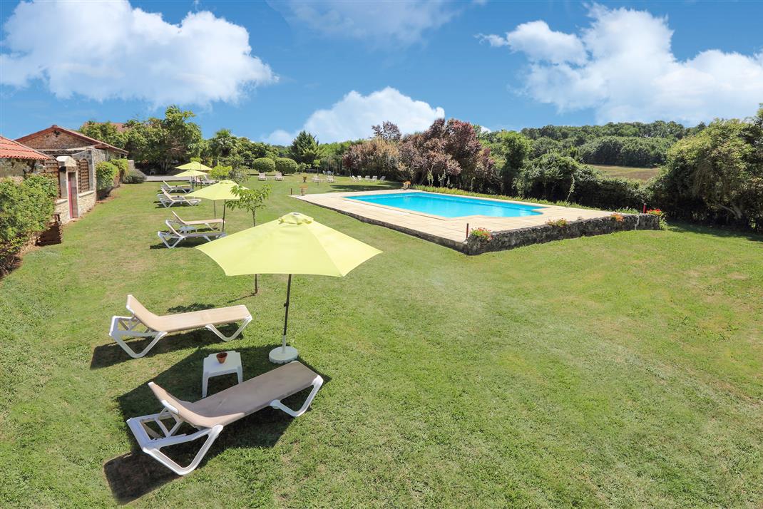 Piscine Hotel Dordogne Perigord vert